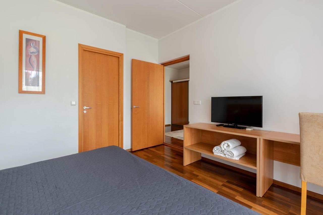 Raadimoisa Hotell Тарту Экстерьер фото